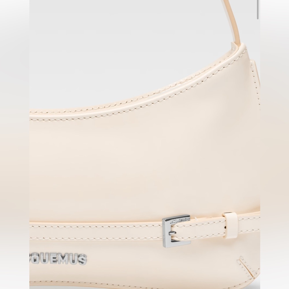 Off-White Le Chouchou “Le Bisou Ceinture” Bag - Picture 6 of 7